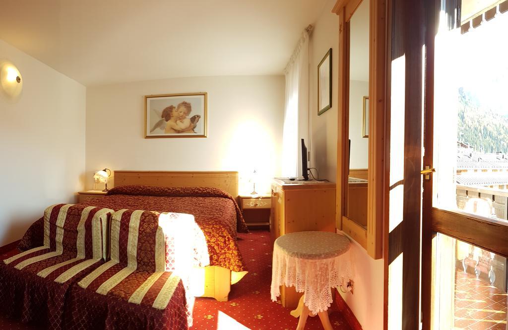 Villa Elena B&B Hotel San Martino Di Castrozza Kültér fotó