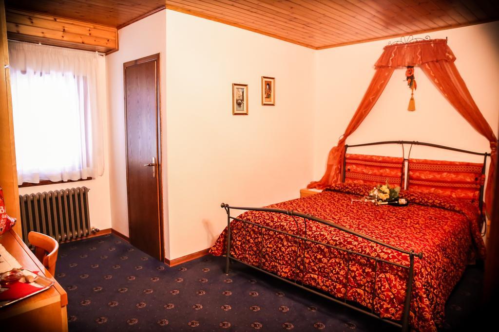 Villa Elena B&B Hotel San Martino Di Castrozza Kültér fotó