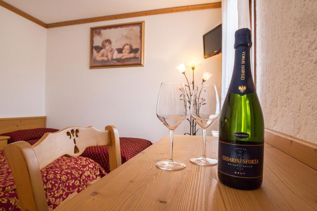 Villa Elena B&B Hotel San Martino Di Castrozza Kültér fotó